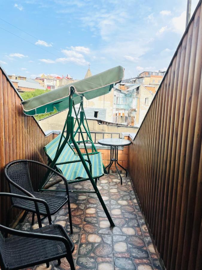 Beautiful Apartment On Atoneli Tbiliszi Kültér fotó